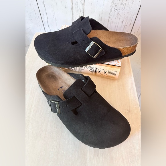 Birkenstock Other - Birkenstock Men’s Black Clogs Soft Footbed Size 42 Black